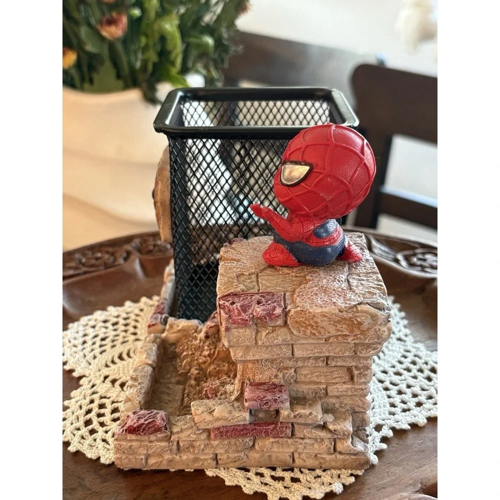 Spiderman Office Pen Holder (Collectible) Marvel Character. New. No Box